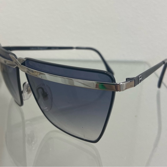 Laura Biagiotti - Picture 2 of 5